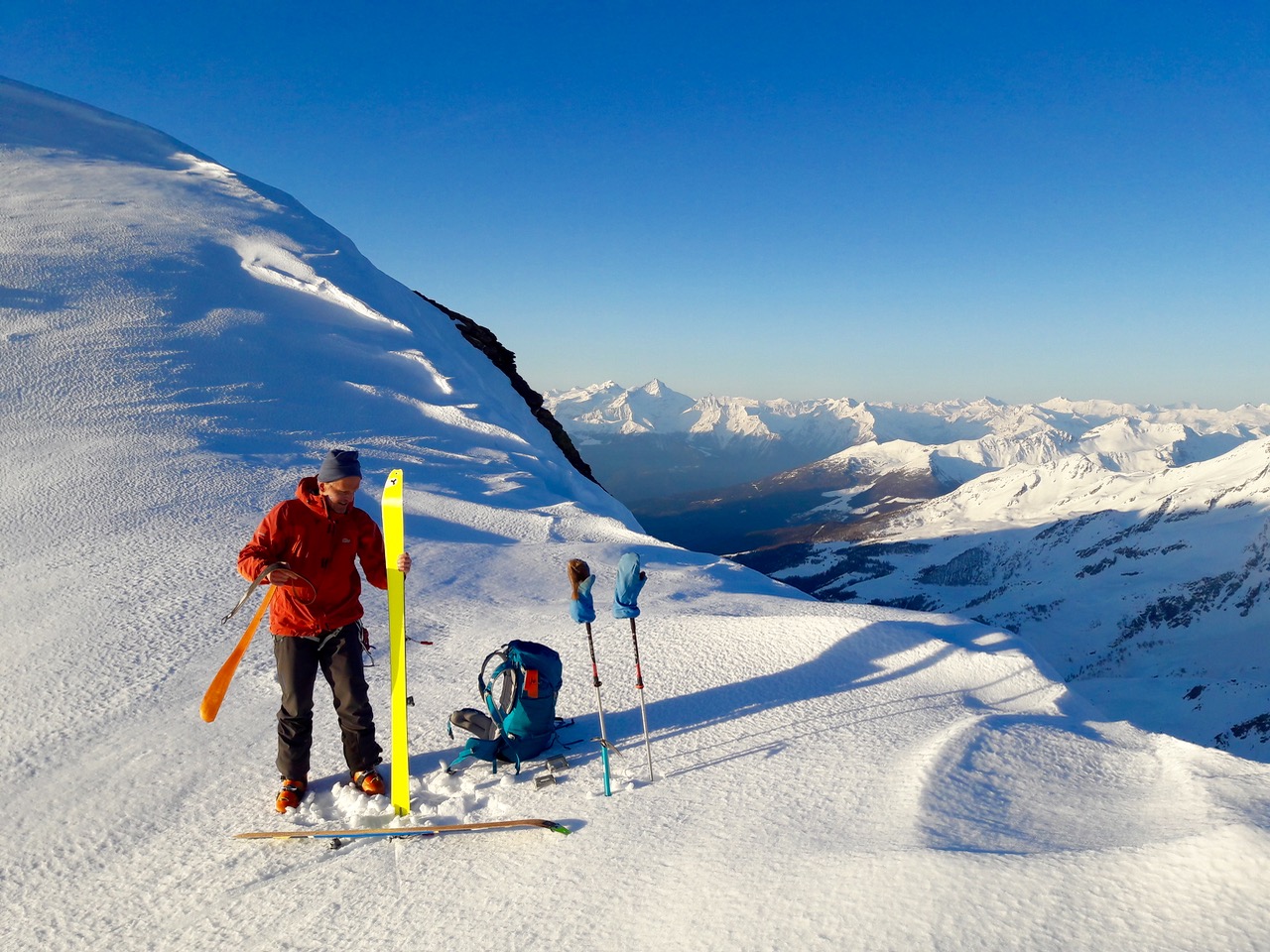 J6 - On rattrape le soleil au col de By 