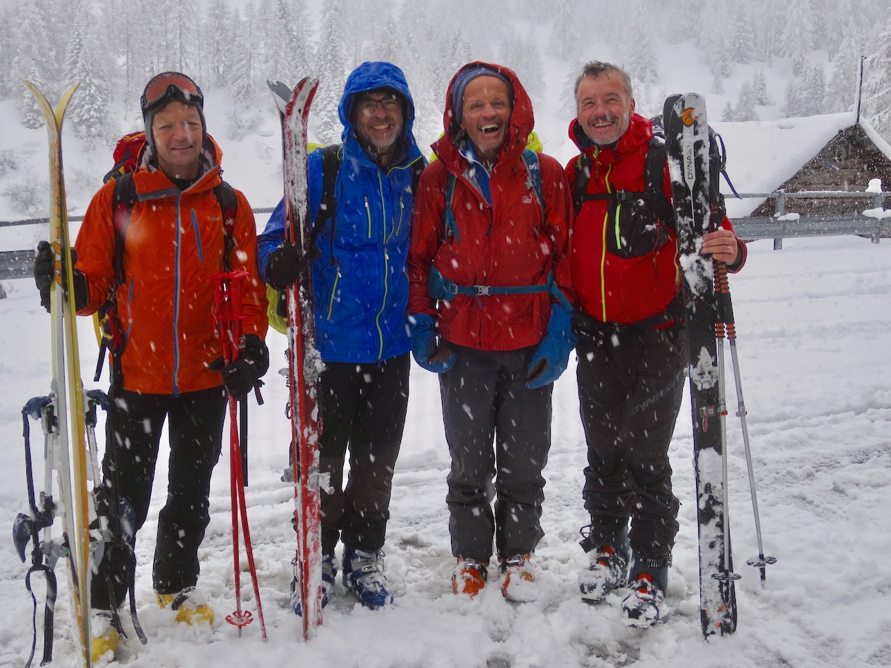 J5 - N, A, T & JL à Airolo