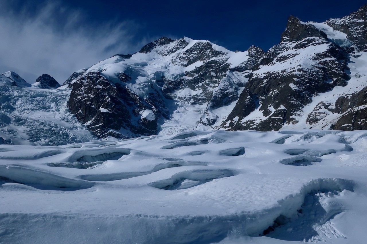 J6 Vue sur la face Nord de la Bernina depuis le glacier de Morterash
