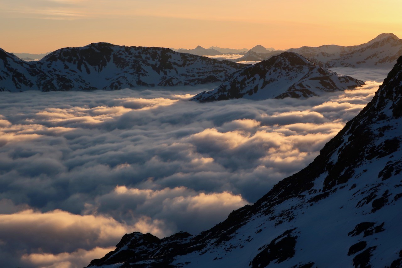 Mer de nuage vers les Dolomites de Brenta