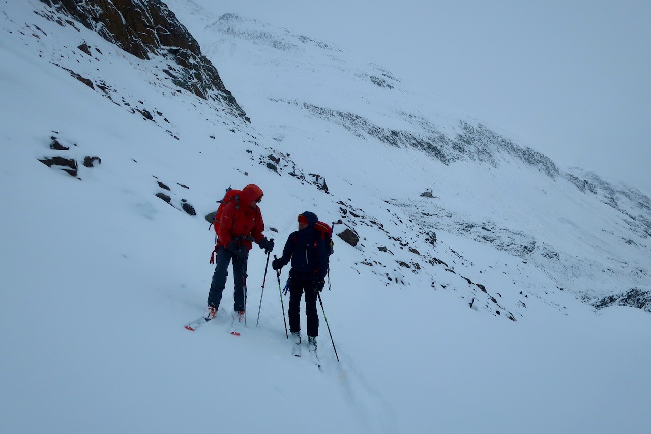 J6 Thierry et Nicolas dans les pentes raides vers la Kreuzspitze