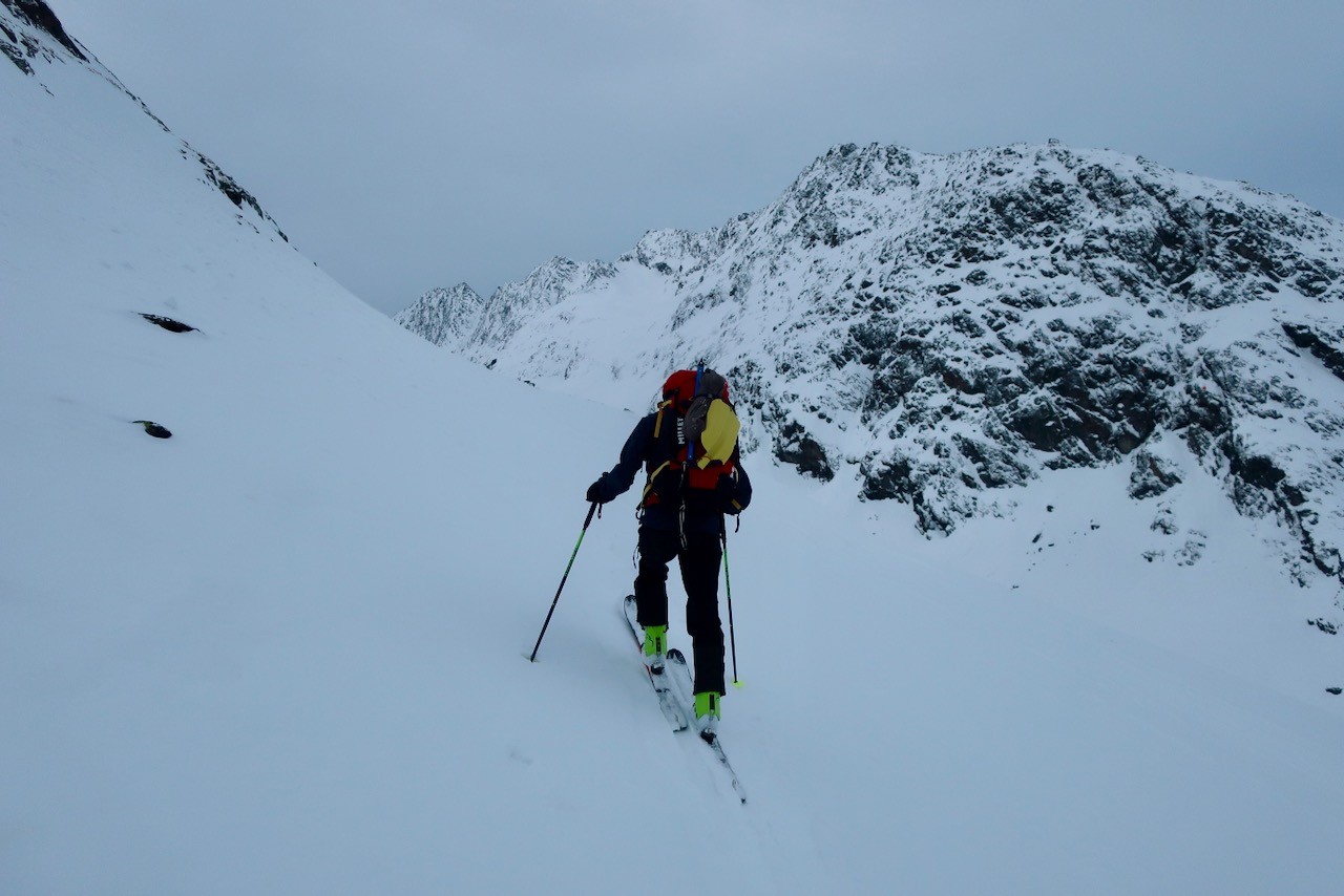 J8 Montée vers sur le glacier de l'Eiskogel