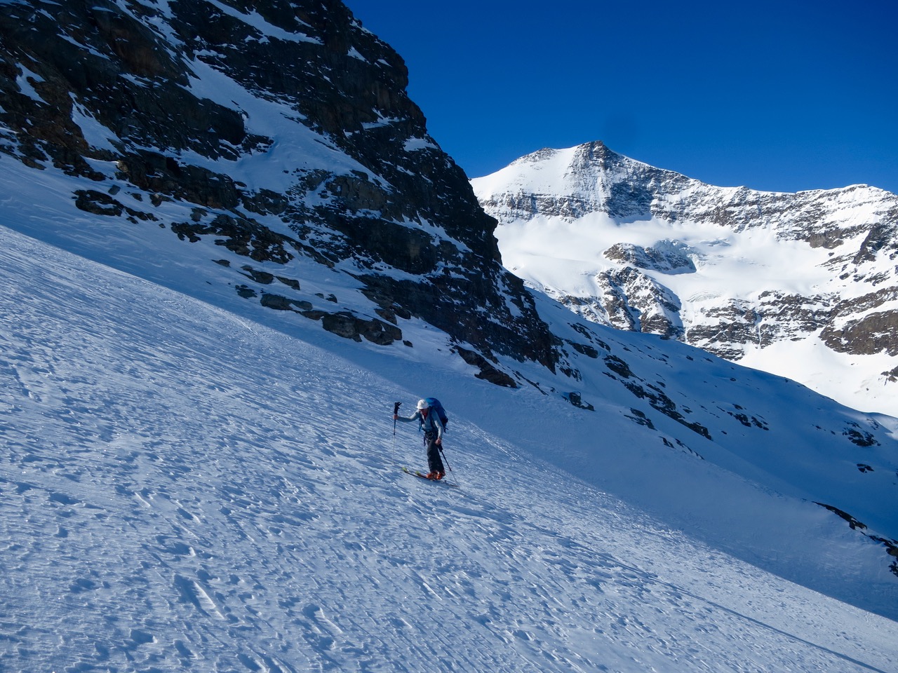 Montée vers le col du Grand means