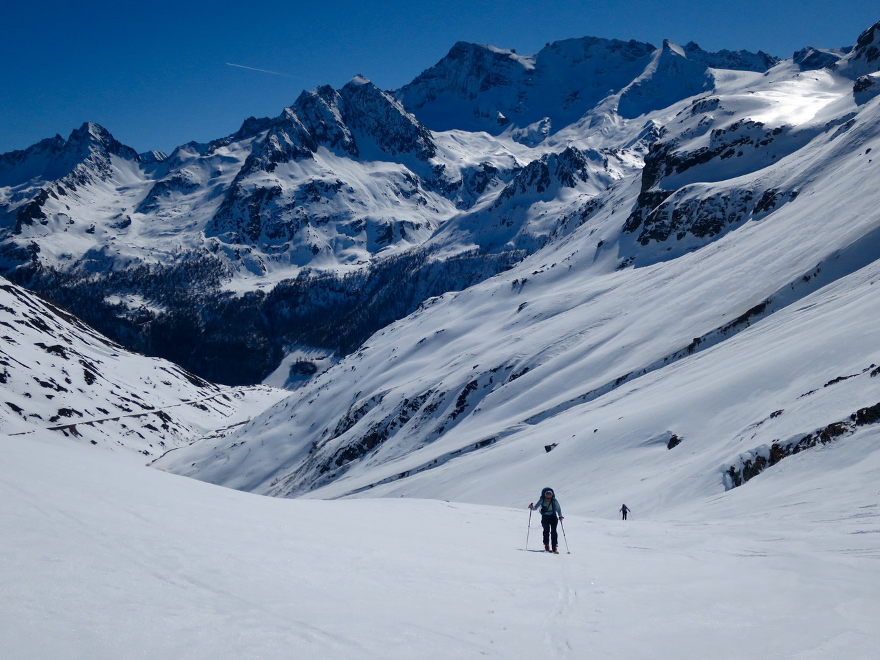 Le même vu du haut. Au fond le massif de la Traversière