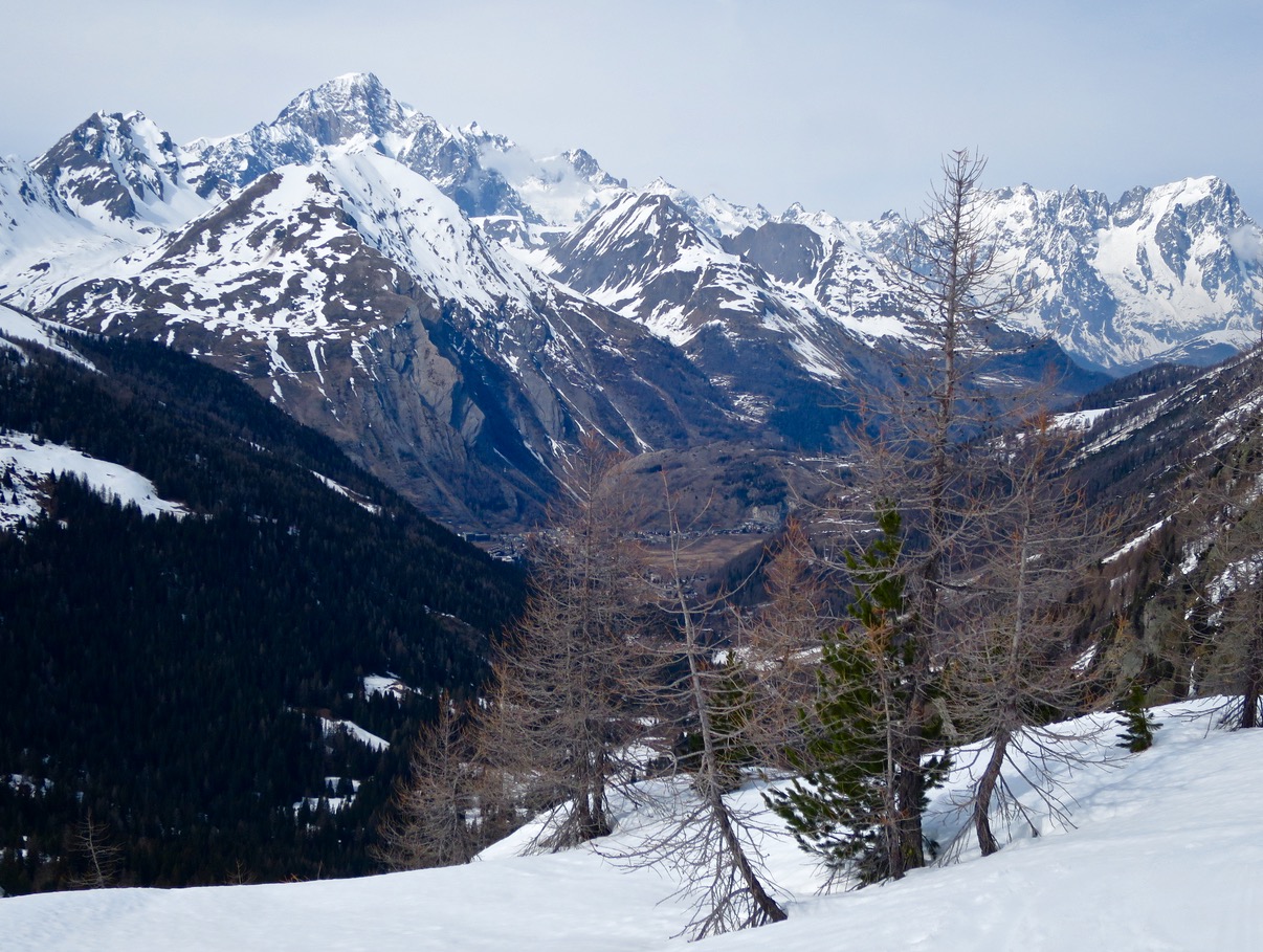 Regard vers l'étape du lendemain vers le vallon de l'arp