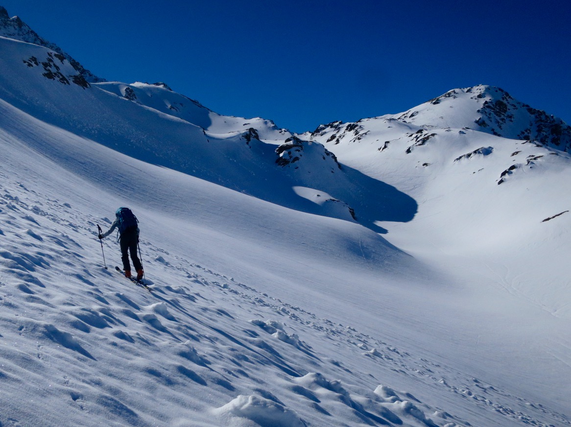 J4 - Vieilles traces de coulée