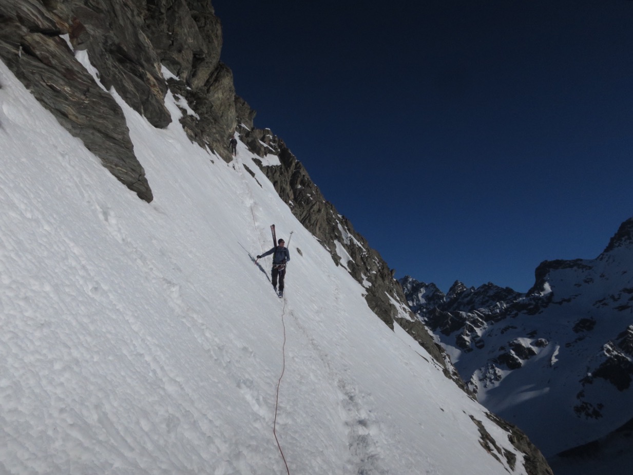 J5 -   Avant de mettre le pied sur le glacier de Valsorey