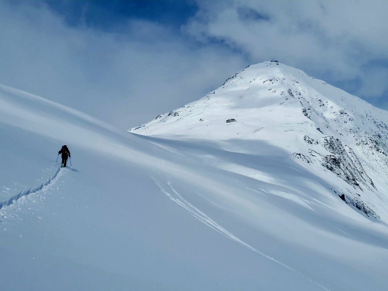 J3 Arrivée à la camona di Maighels. On fait toujours la trace