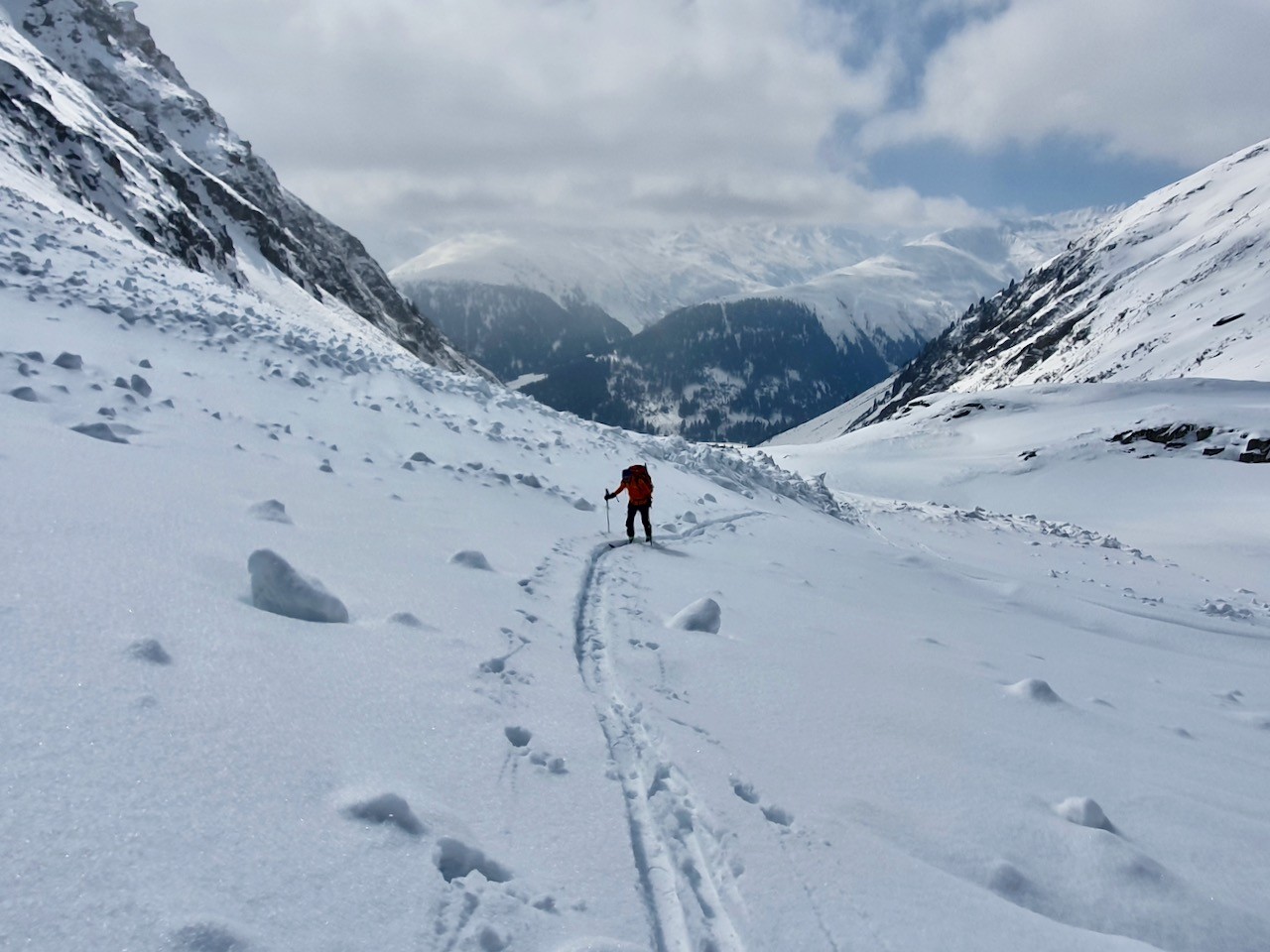 J4 Après Sedrun, on s'engage vers le Nord dans le val Strem