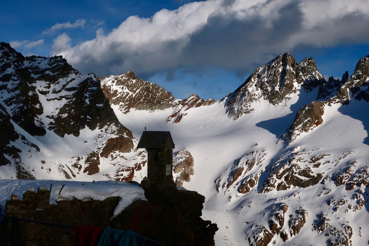 J4 Le col d'où nous arrivons vu depuis Marinelli