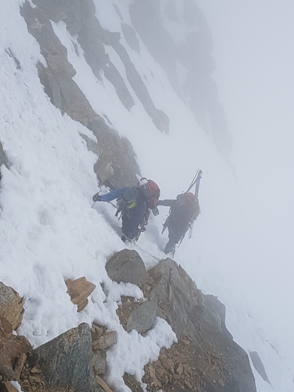 J5 Montée raide pour atteindre la crête du Piz Palu