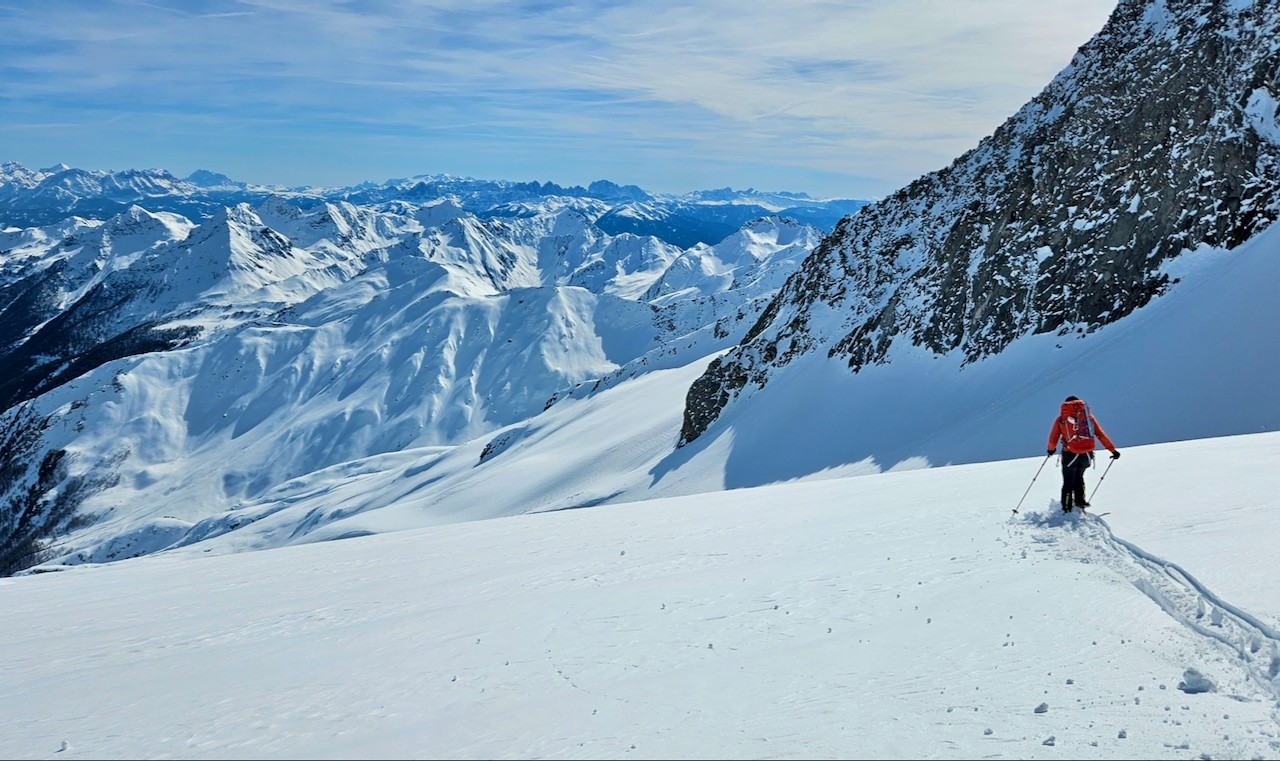 J6 Descente plein sud après avoir franchi le col