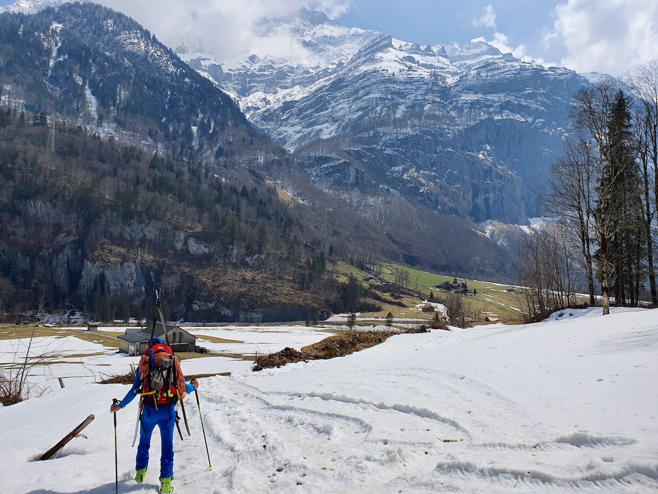 J7 Fin de la GTA7 . Arrivée dans la vallée de Linthal