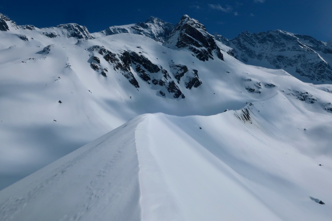 J7 Vue sur la DreihernSpitze. Sommet connu dans la région. 