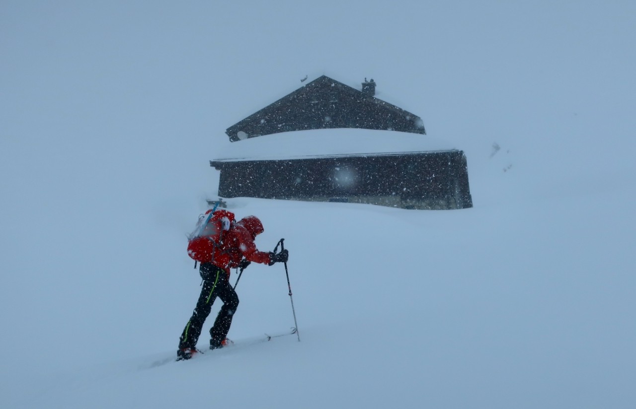 J7 La neige est dangereuse. La météo est excecrable.