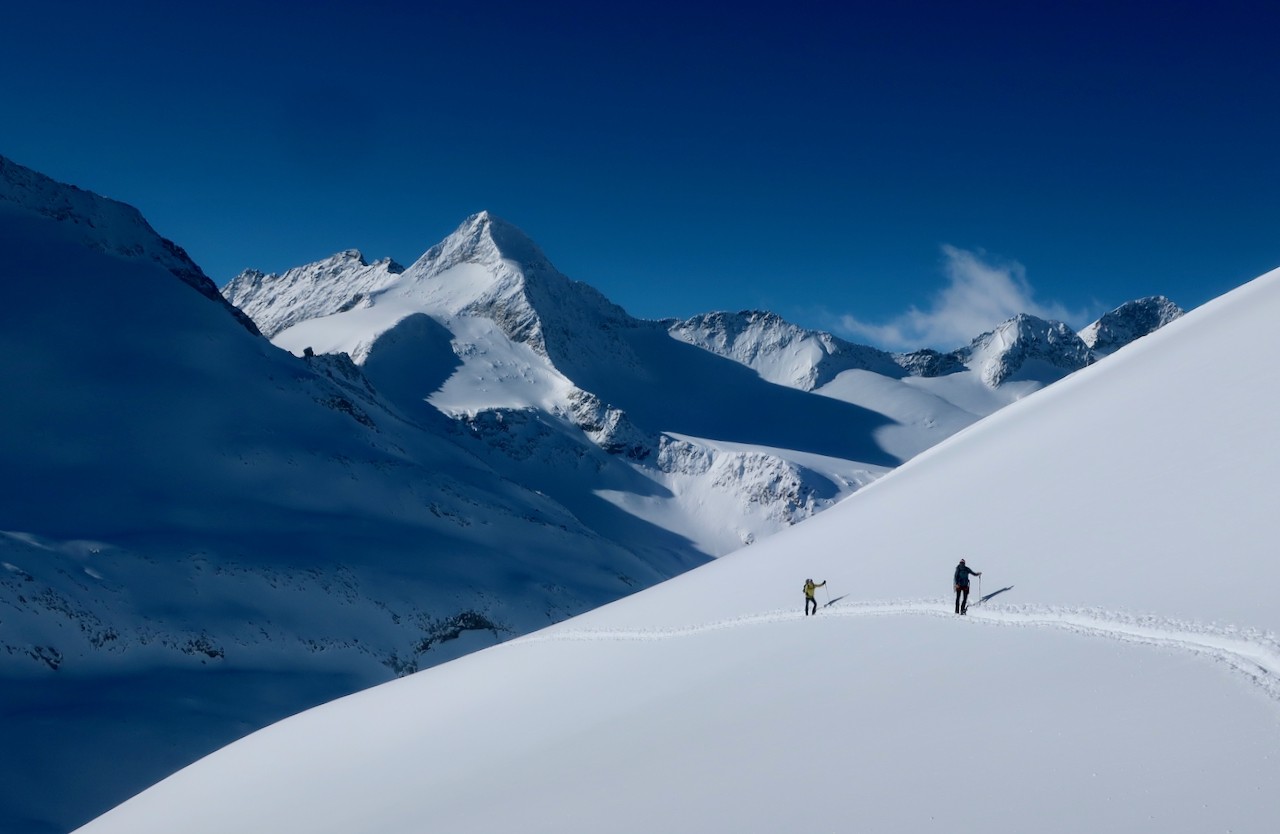 J9 Belles perspectives avant de mettre le pied sur le glacier