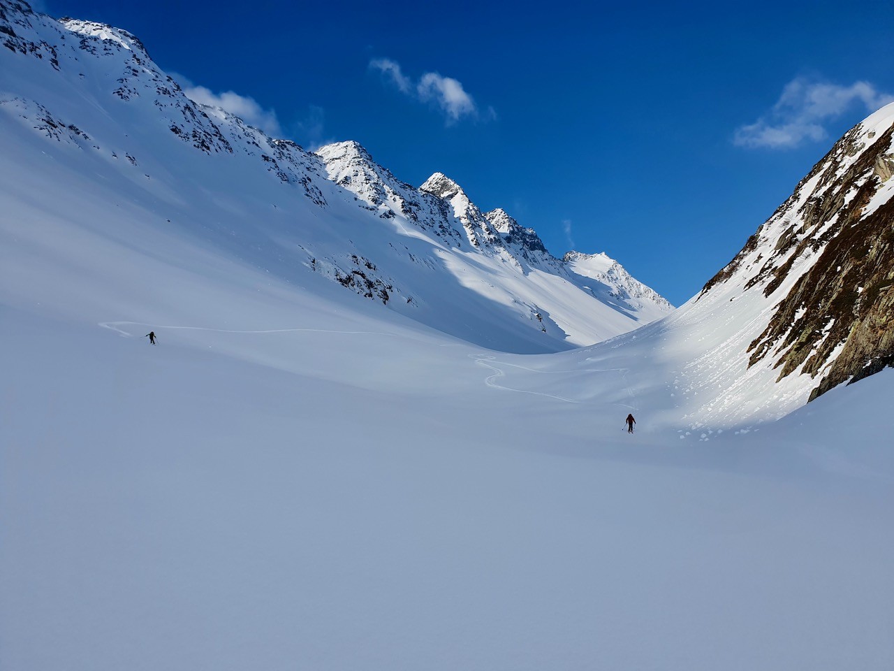 J5 Dans le vallon de Cavardiras