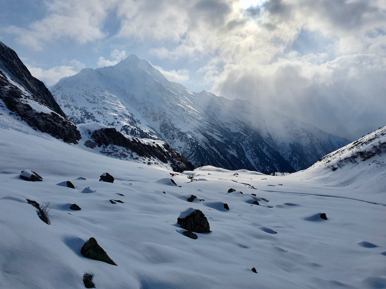 J5 Fin du vallon de Cavardiras 